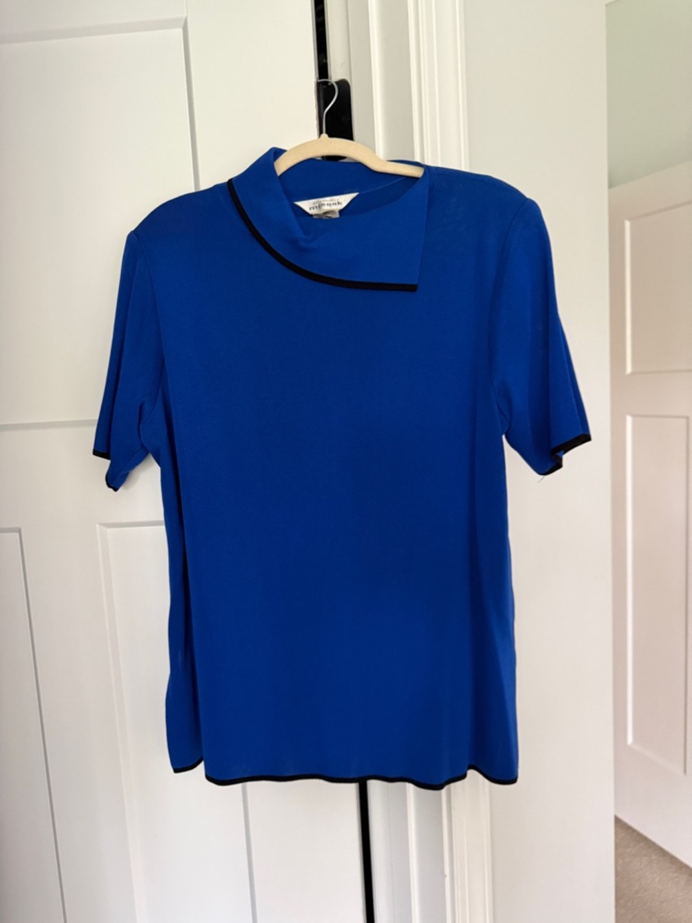 Exclusively Misook Royal Blue Short‎ Sleeve Sweater Top
